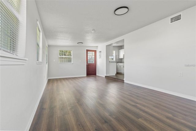 3013 LAUREL AVENUE, Lake Wales, FL 33898