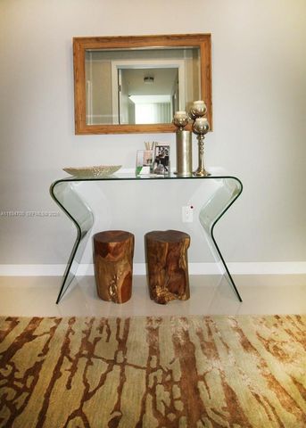 7751 NW 107th Ave 405, Doral, FL 33178