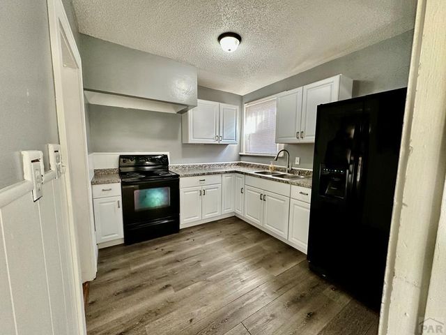 410 W 25th St, Pueblo, CO 81003