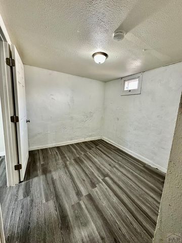 410 W 25th St, Pueblo, CO 81003