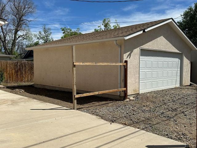 410 W 25th St, Pueblo, CO 81003