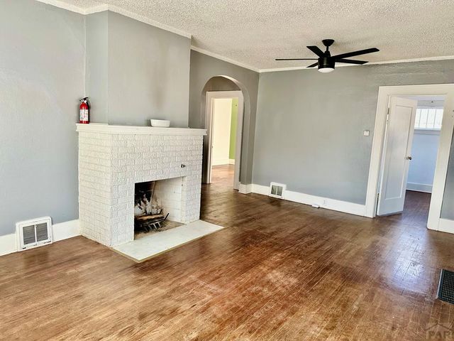 410 W 25th St, Pueblo, CO 81003