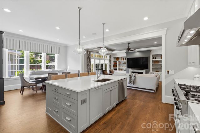 3343 Indian Meadows Lane, Charlotte, NC 28210