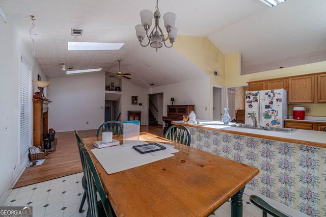 3172 Summit Springs Court, Loganville, GA 30052