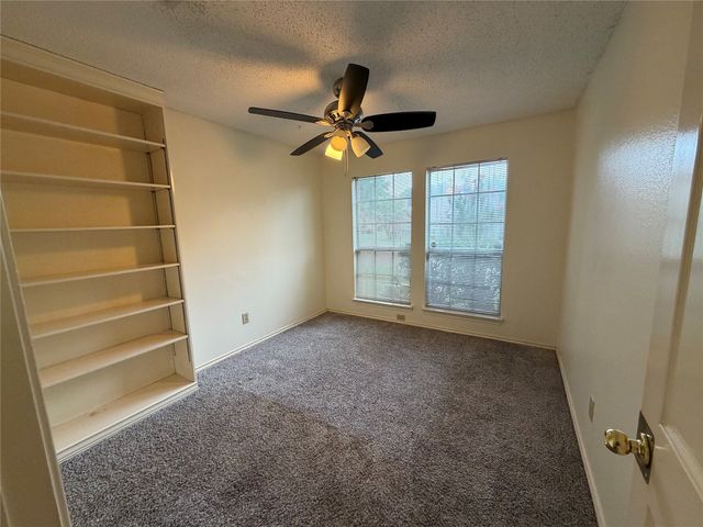 1426 Mapleview Drive, Carrollton, TX 75007