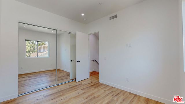 4462 Maplewood Avenue, Los Angeles, CA 90004