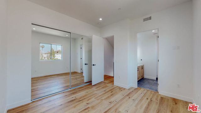 4462 Maplewood Avenue, Los Angeles, CA 90004