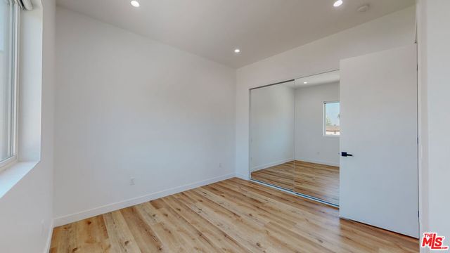 4462 Maplewood Avenue, Los Angeles, CA 90004