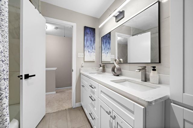 6485 Burgoyne Road 43, Houston, TX 77057