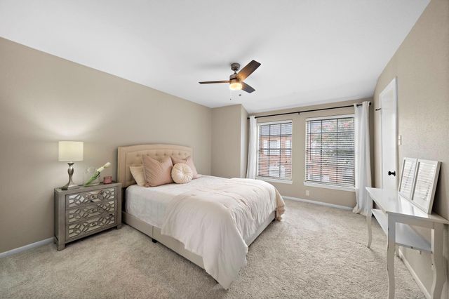 6485 Burgoyne Road 43, Houston, TX 77057