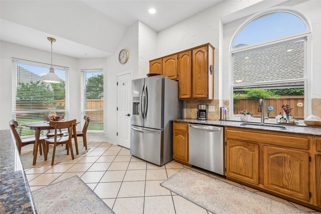 5511 S Briar Ridge Circle, Mckinney, TX 75072