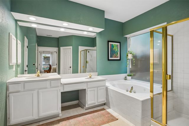 5511 S Briar Ridge Circle, Mckinney, TX 75072