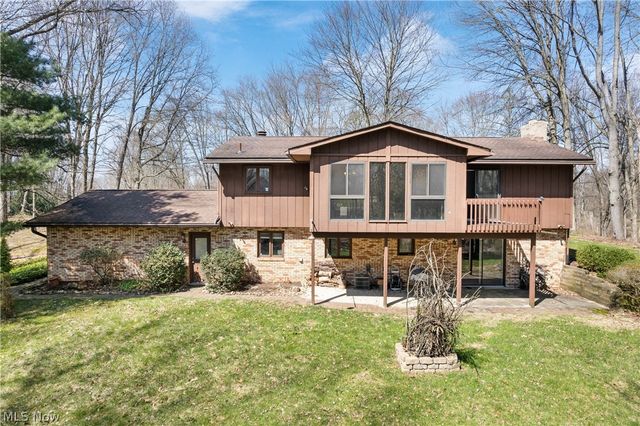 3586 Leafland Street NW, Uniontown, OH 44685