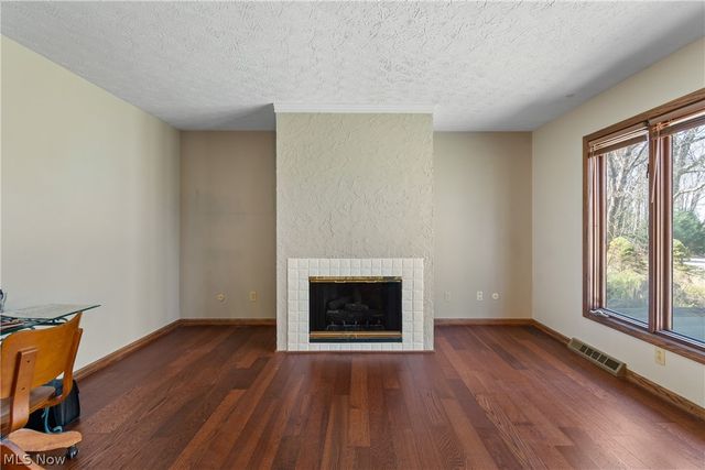 3586 Leafland Street NW, Uniontown, OH 44685