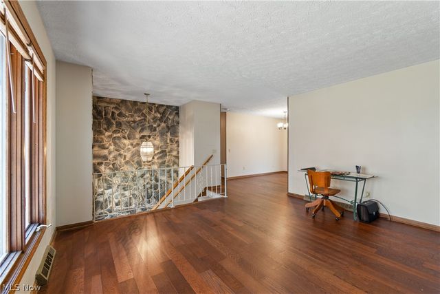 3586 Leafland Street NW, Uniontown, OH 44685