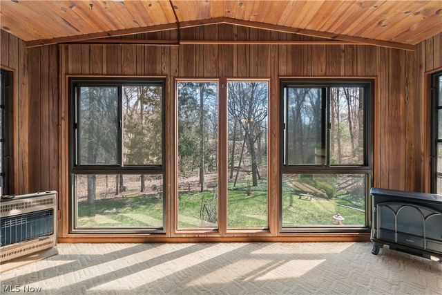 3586 Leafland Street NW, Uniontown, OH 44685