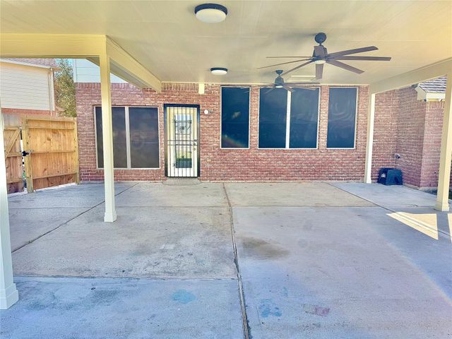 14939 Barton Grove Lane, Humble, TX 77396