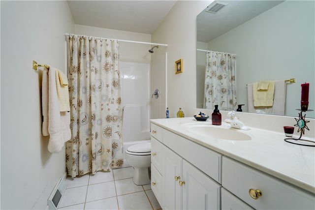 65 Cloverdale Street, Rochester, NY 14612