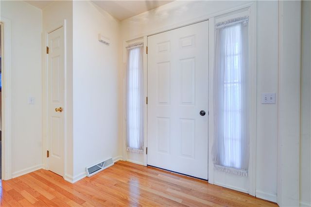 65 Cloverdale Street, Rochester, NY 14612