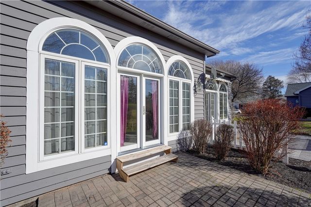 65 Cloverdale Street, Rochester, NY 14612