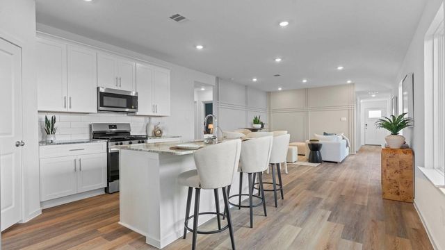 3525 Longhorn Valley Street, League City, TX 77573