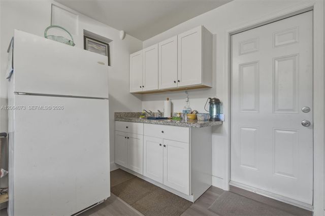 11621 NW 58th Pl, Hialeah, FL 33012