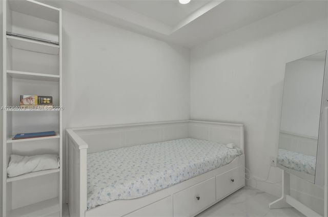 11621 NW 58th Pl, Hialeah, FL 33012