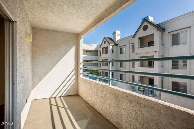 300 N El Molino Avenue 210, Pasadena, CA 91101