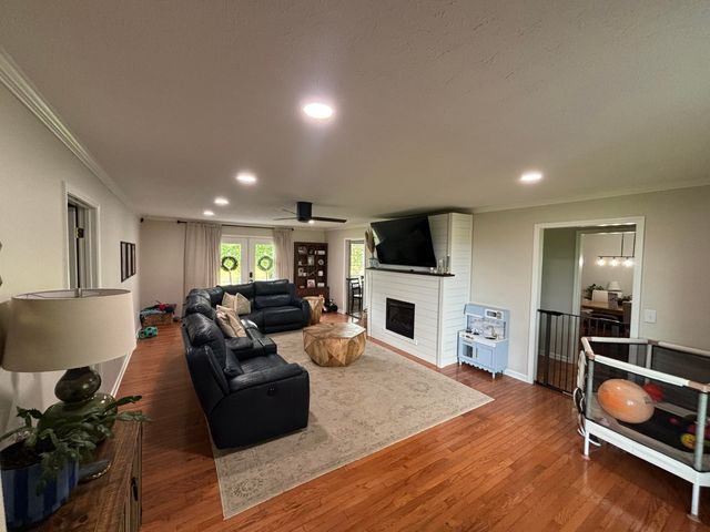 13025 St Rt 131, Symsonia, KY 42082