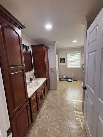 13025 St Rt 131, Symsonia, KY 42082