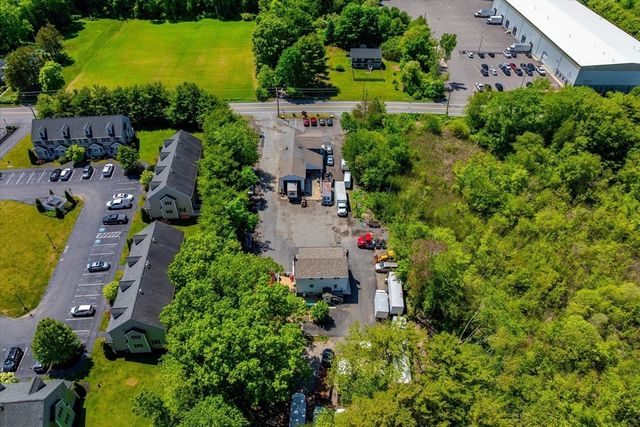 365 Elm St, Bridgewater, MA 02324