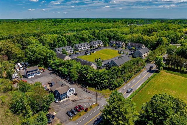 365 Elm St, Bridgewater, MA 02324