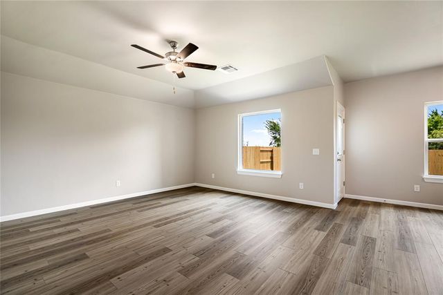1928 Redwood Lane, El Reno, OK 73036