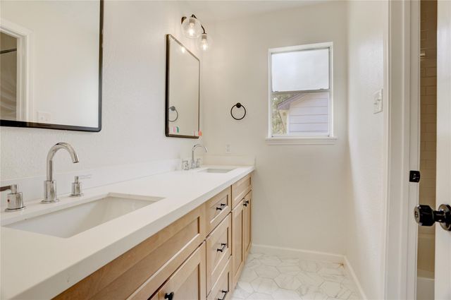 11902 Fawnview Drive, Houston, TX 77070