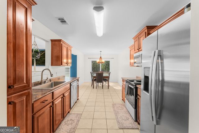 40 Abigail Circle, Ellabell, GA 31308