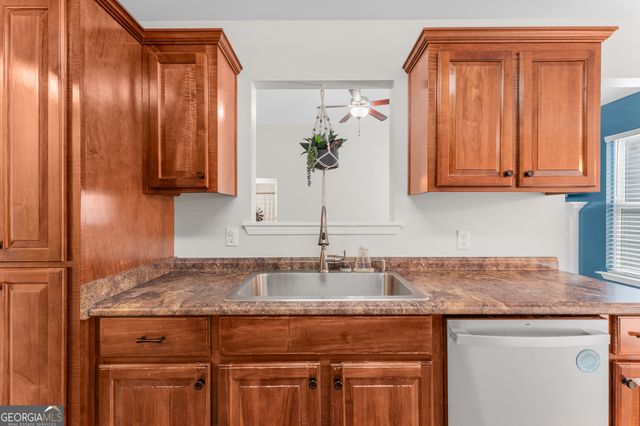 40 Abigail Circle, Ellabell, GA 31308