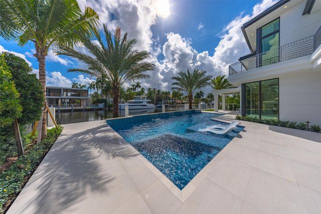 24 Fiesta Way, Fort Lauderdale, FL 33301