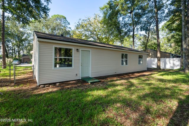 2698 N PINEWOOD Boulevard, Middleburg, FL 32068