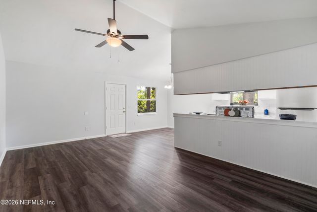 2698 N PINEWOOD Boulevard, Middleburg, FL 32068