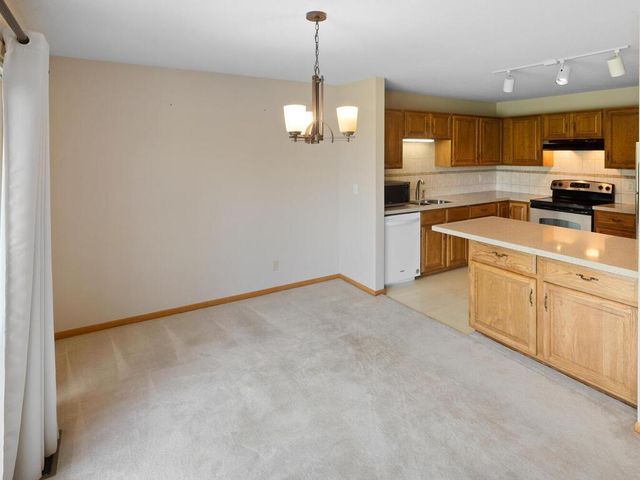 14435 Fairway Drive, Eden Prairie, MN 55344