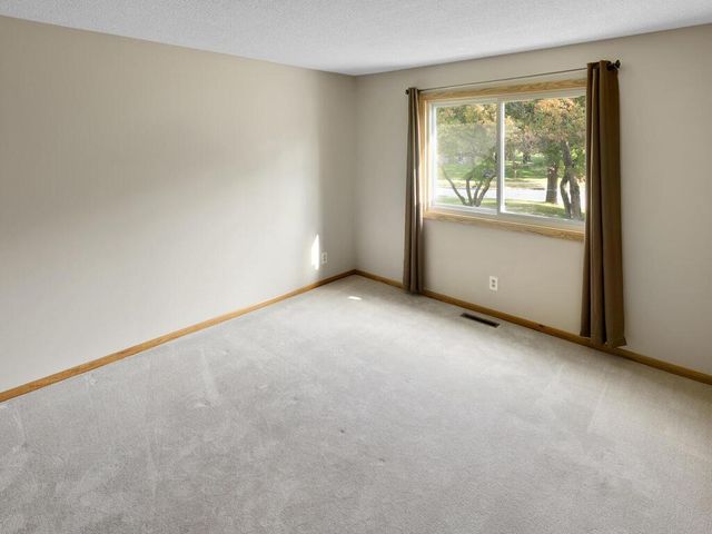 14435 Fairway Drive, Eden Prairie, MN 55344