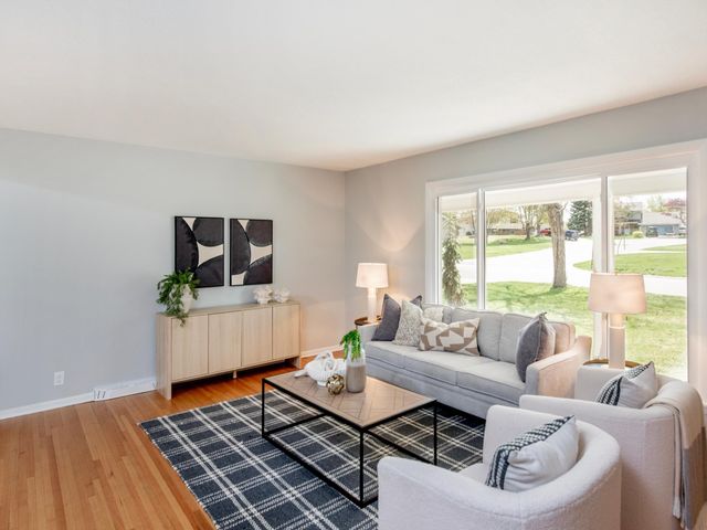 10419 Morris Road, Bloomington, MN 55437