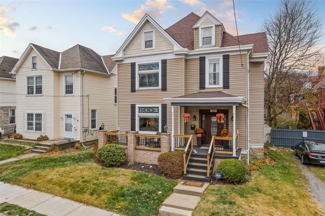 10 Hawthorne Ave, Crafton, PA 15205