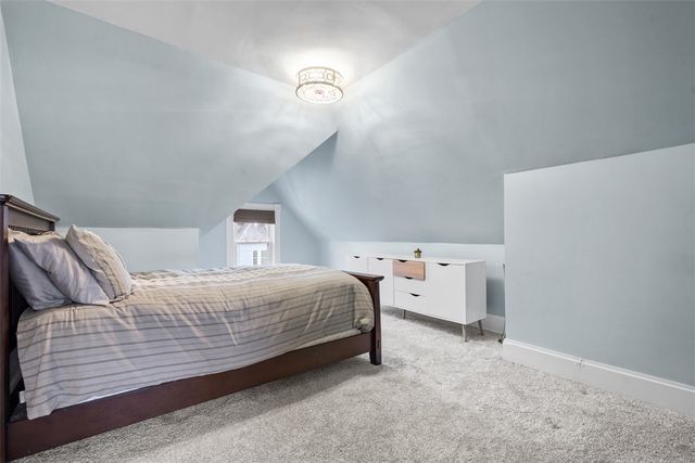 10 Hawthorne Ave, Crafton, PA 15205