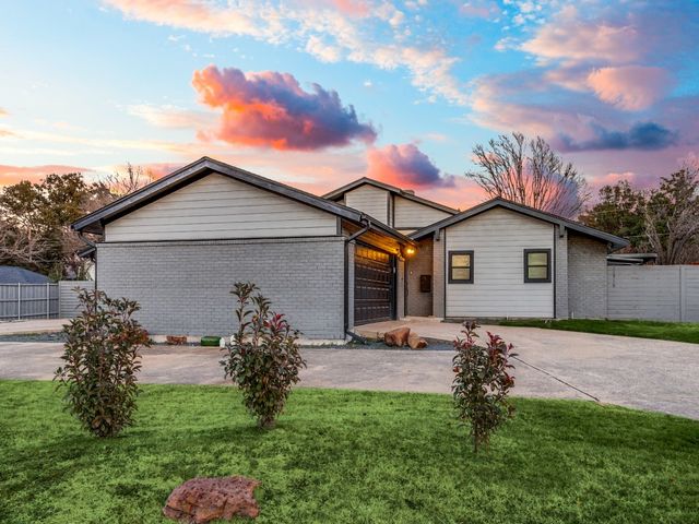 11510 Midway Road, Dallas, TX 75229