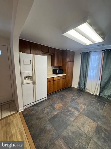 633 NEW JERSEY AVE NE, Glen Burnie, MD 21060