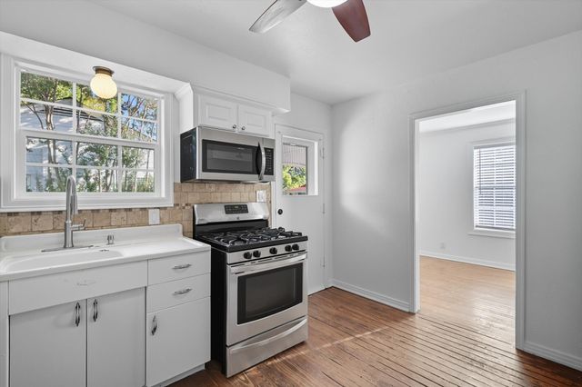 4028 Boyd Avenue, Fort Worth, TX 76109