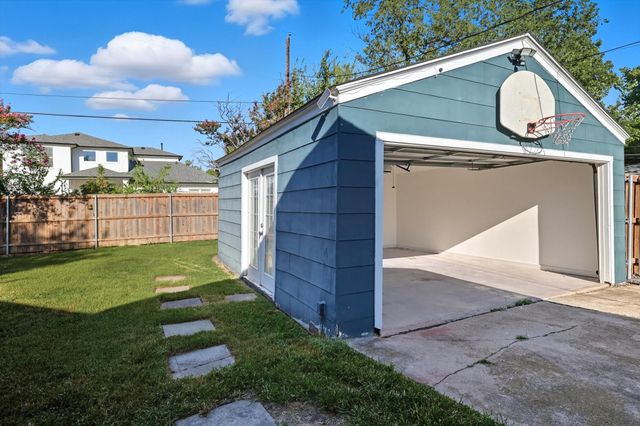 4028 Boyd Avenue, Fort Worth, TX 76109