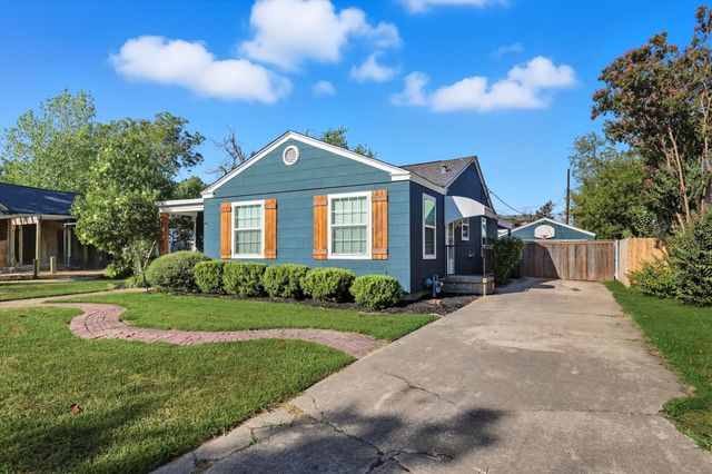 4028 Boyd Avenue, Fort Worth, TX 76109