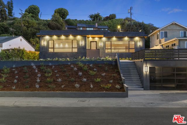 5280 Sanchez Drive, Los Angeles, CA 90008